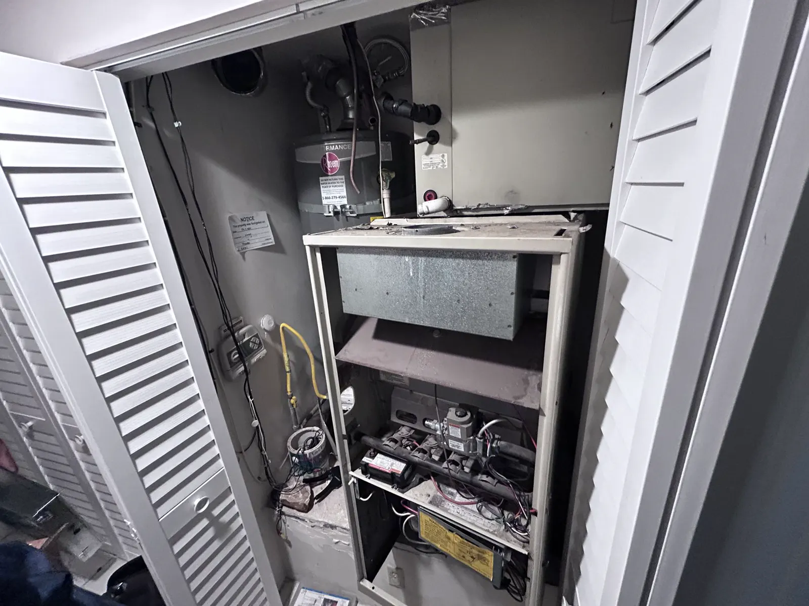 Closet furnace during service